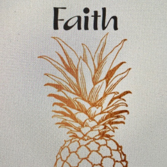 Meet your Posher, Faith - Picture 1 of 3